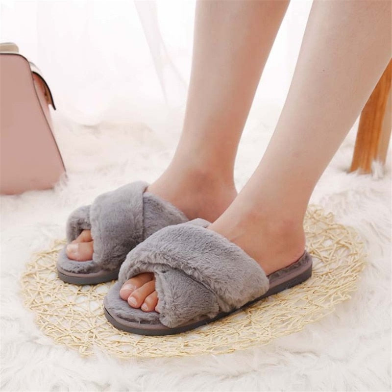 Women Home Slippers with Faux Fur Fashion
